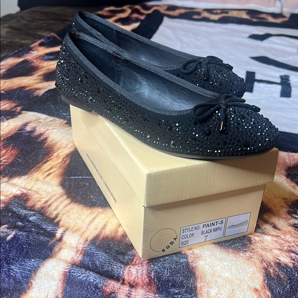 Elegant Black Ballerina Flats